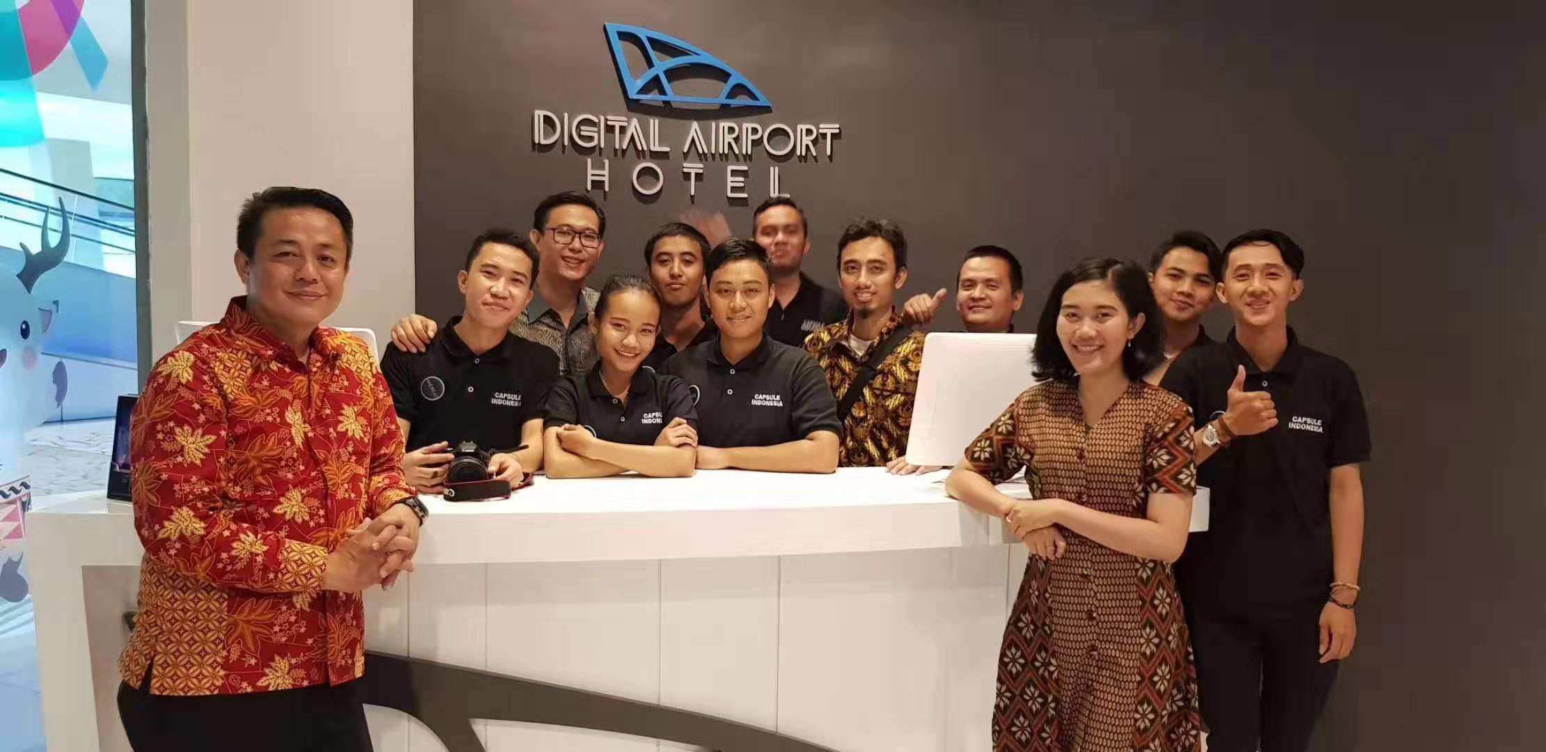ultimo caso aziendale circa Hotel di capsula dell'aeroporto di Jakarta